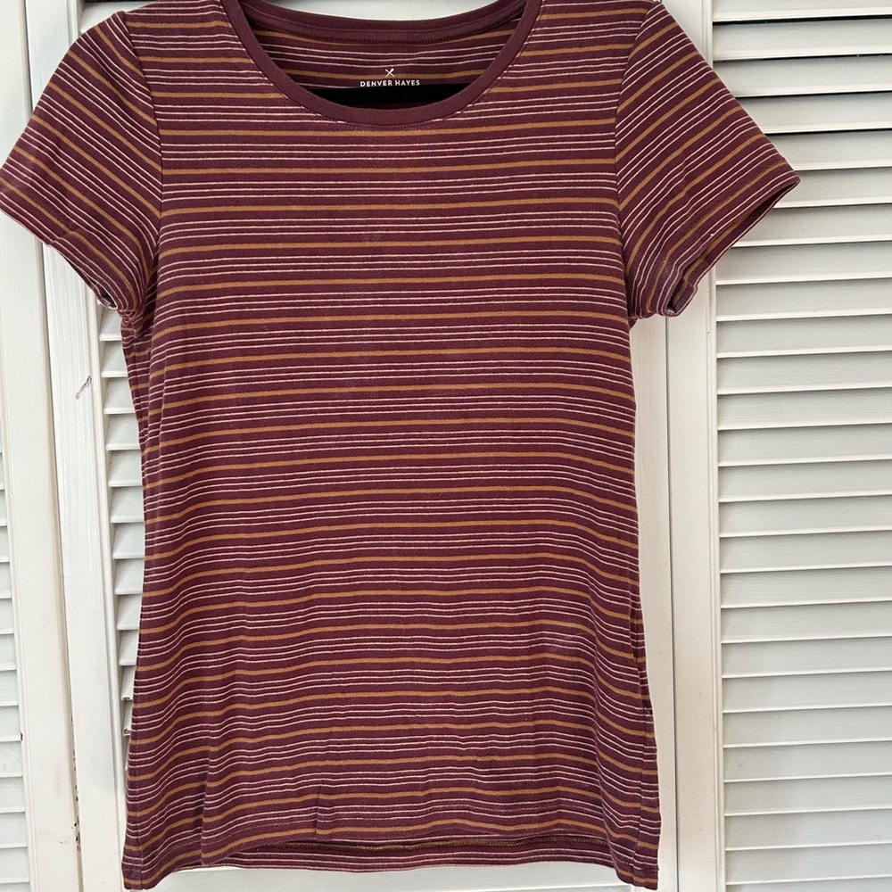 Denver Hayes Red and White Fitted Ribbed Short Sleeve Tee